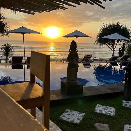 Hotel Twilight Ceningan à Nusa Lembongan Extérieur photo
