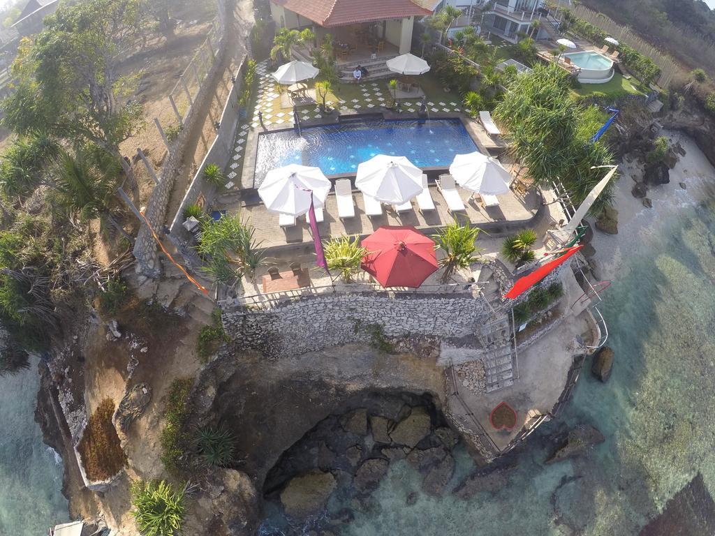 Hotel Twilight Ceningan à Nusa Lembongan Extérieur photo