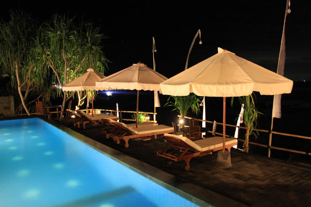 Hotel Twilight Ceningan à Nusa Lembongan Extérieur photo